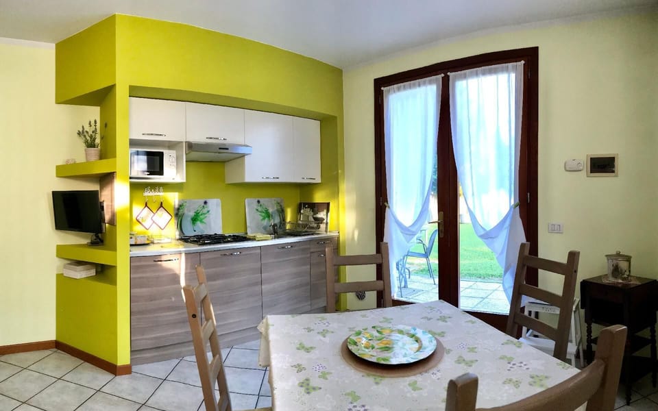 Kitchen area