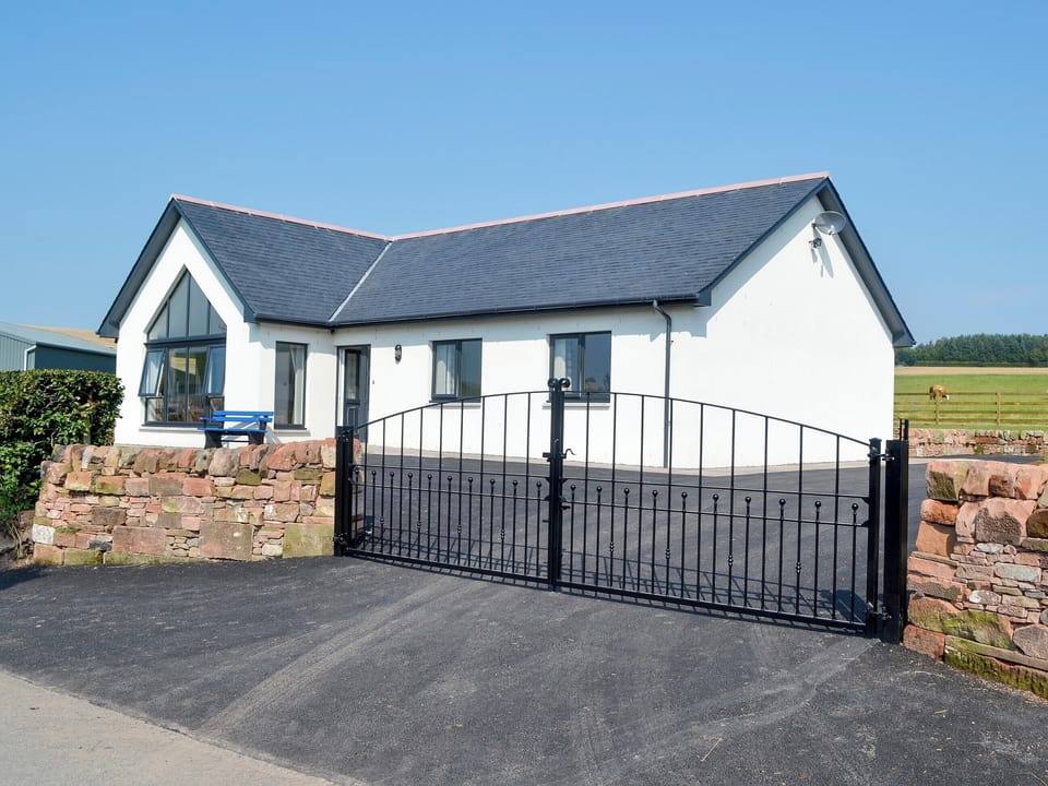 Exterior | Auchen Ladder, Amisfield, near Dumfries