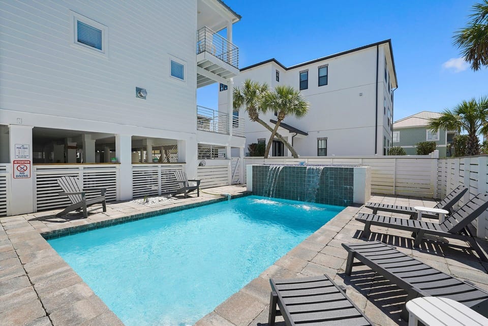 Wandering Palms - Miramar Beach - Back Patio & Private Pool