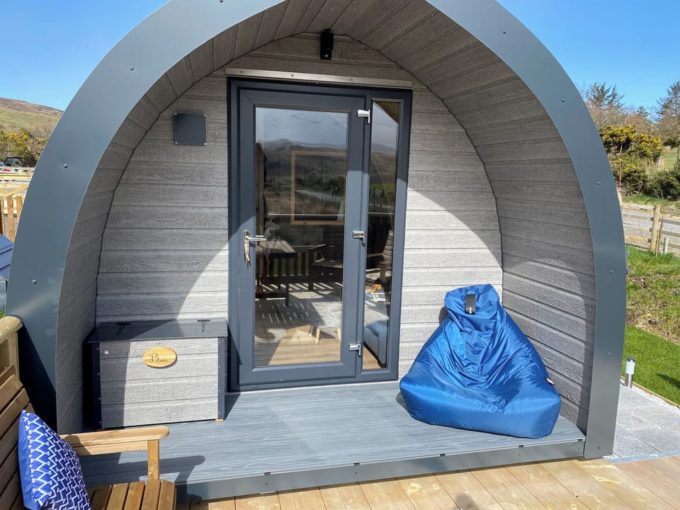 Welcoming cabin with all amenities | Maggie&rsquo;s Cabin, Oban