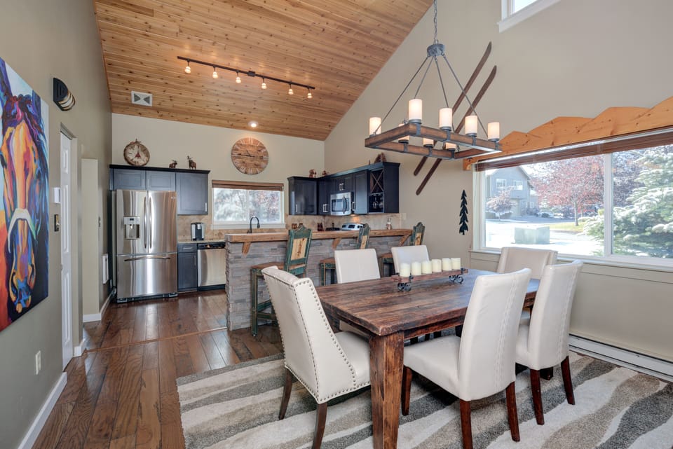 Serve up a delicious meal | Main Level