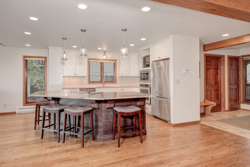Cook a delicious meal | Main Level