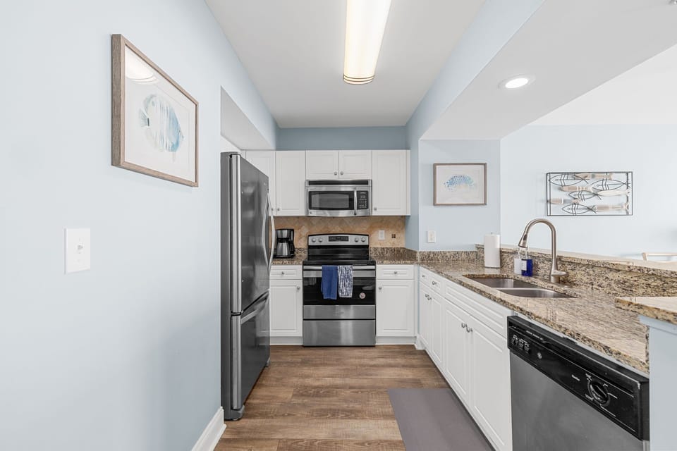 Kitchen (2)