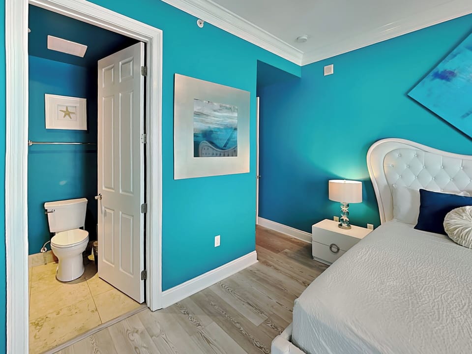 Fourth Bedroom - En Suite Full Bathroom