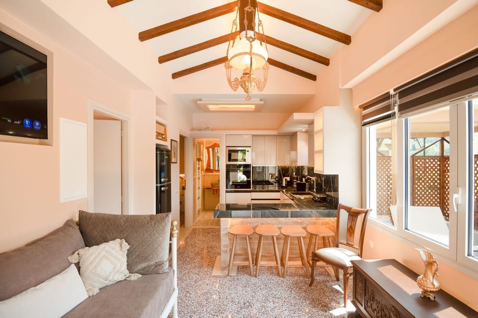 Laid back living area with contemporary charm