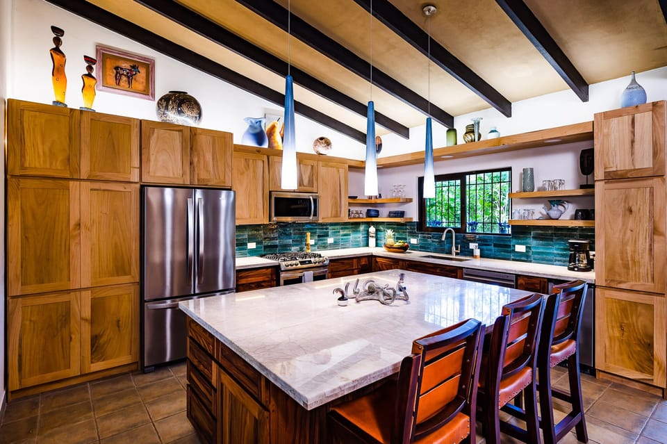 A Chef's Dream! Fully equipped kitchen