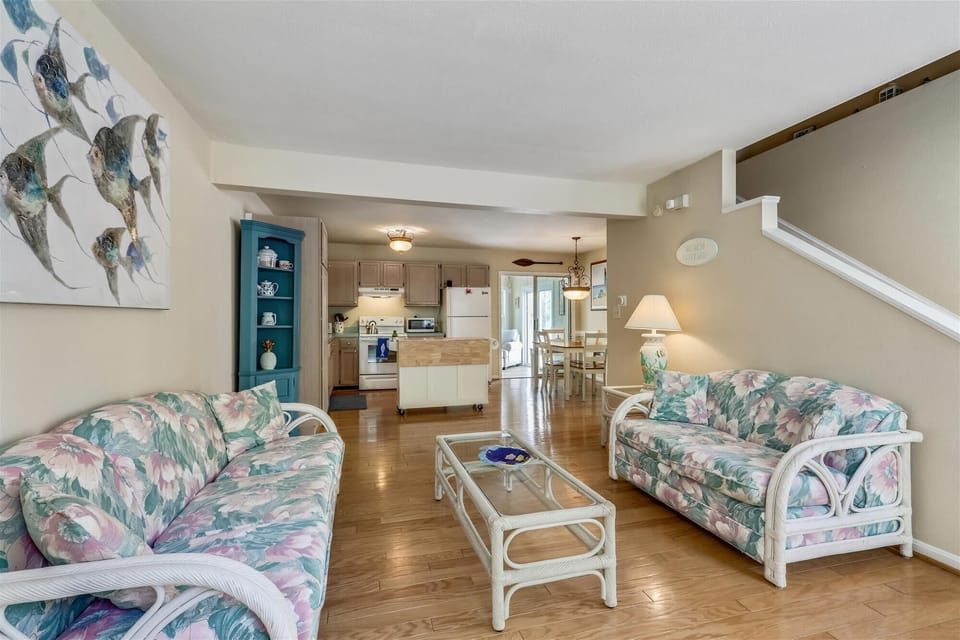 Main Level,Living Area,