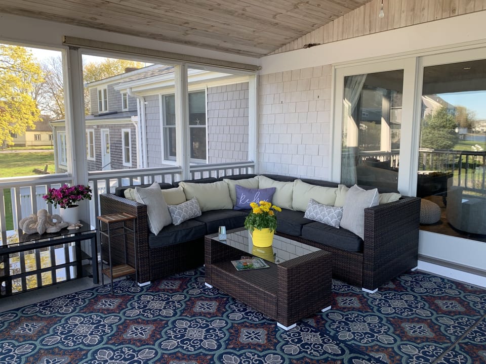Relax on the sectional from morning coffee ‘til night caps with a gorgeous view!