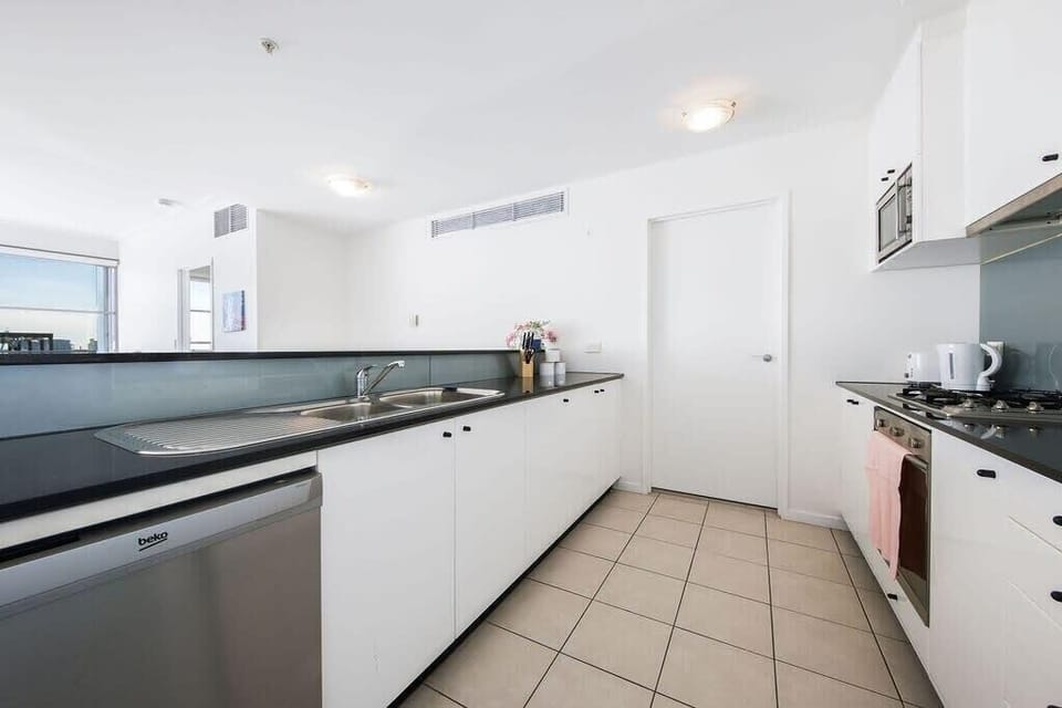 An equipped kitchen.