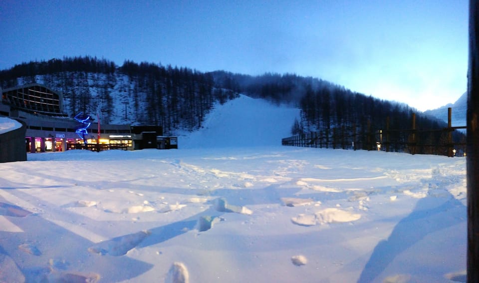 Snow and ski sports