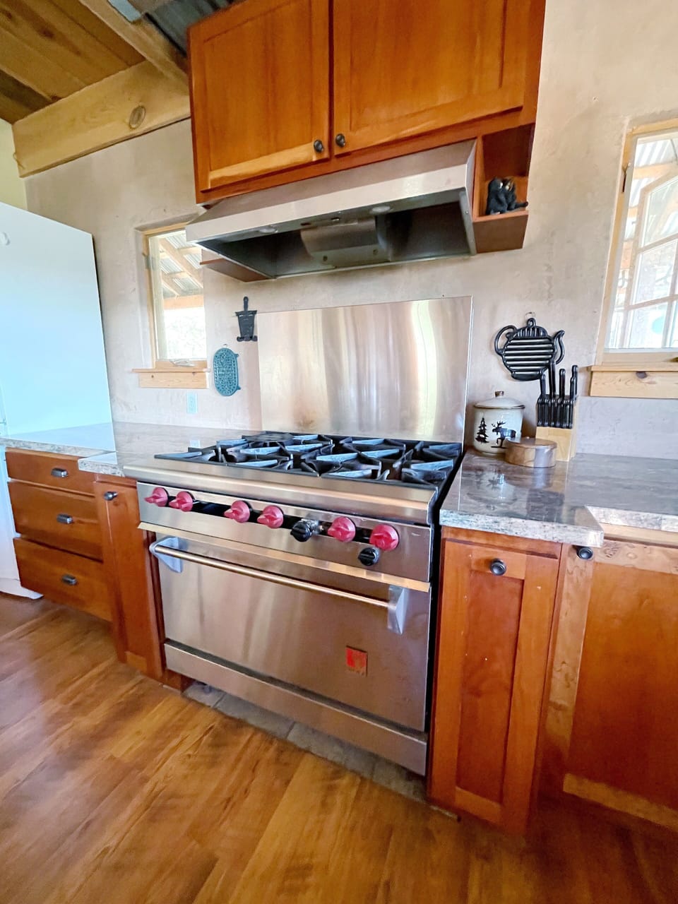 Wolf gas range cooks like a dream!