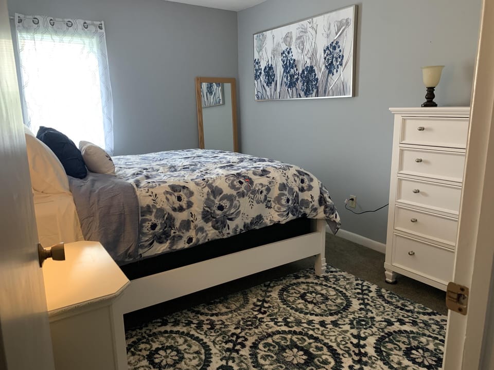 Queen bed
