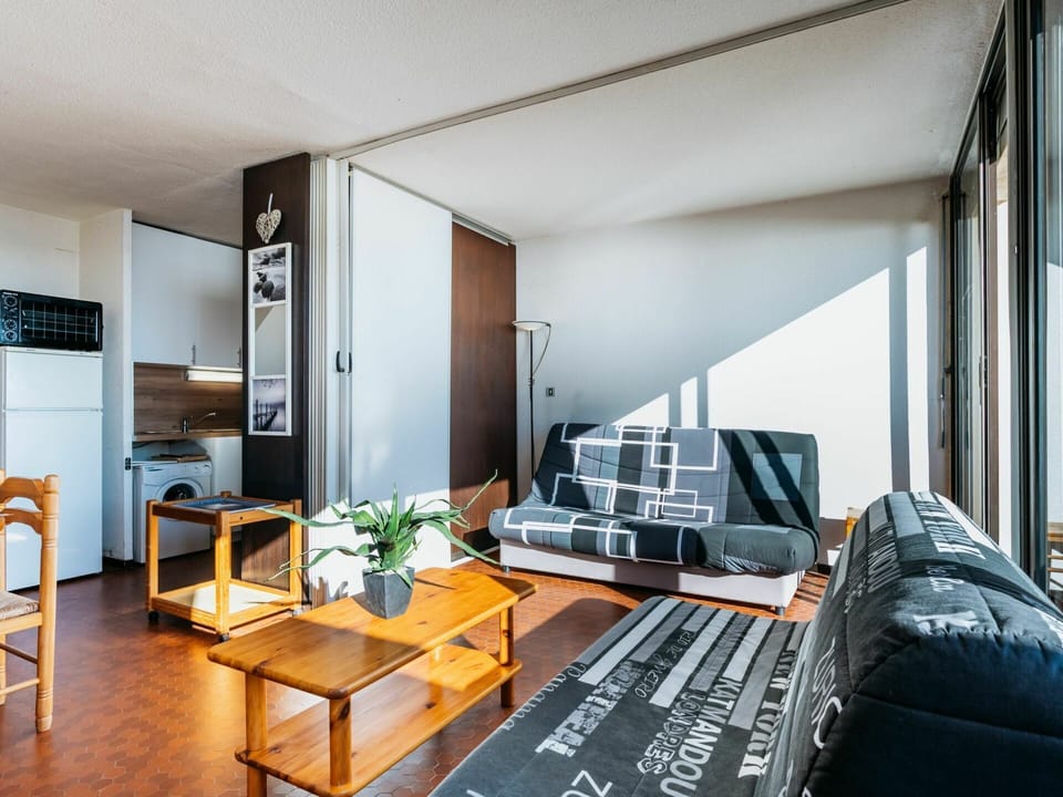 Furniture, Couch, Table, Building, Comfort, Chair, Lighting, Interior Design, Studio Couch, Living Room