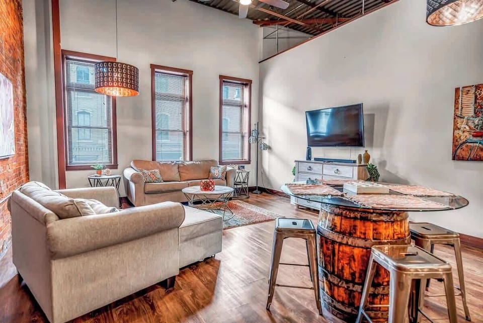 Pull out Full couch and single. 
55" Samsung Smart Curve T.V. With sound bar and subwoofer. HULU included with LIVE tv. 