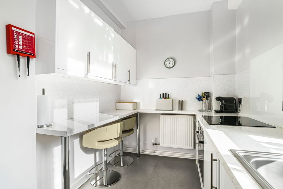 Breakfast bar
