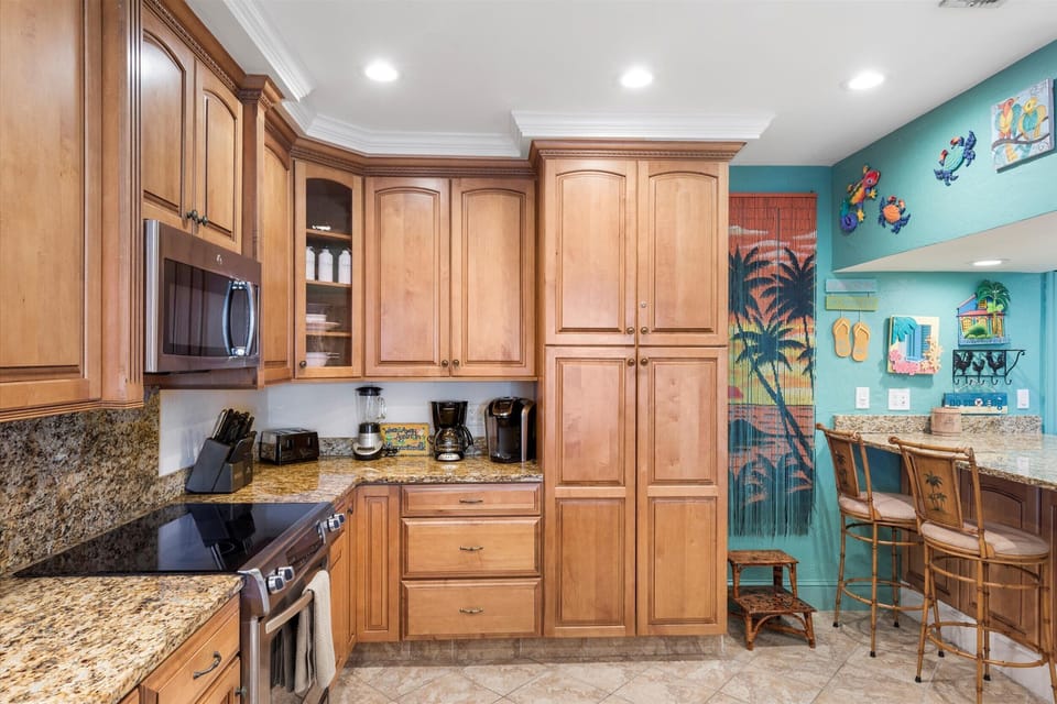 Full Kitchen