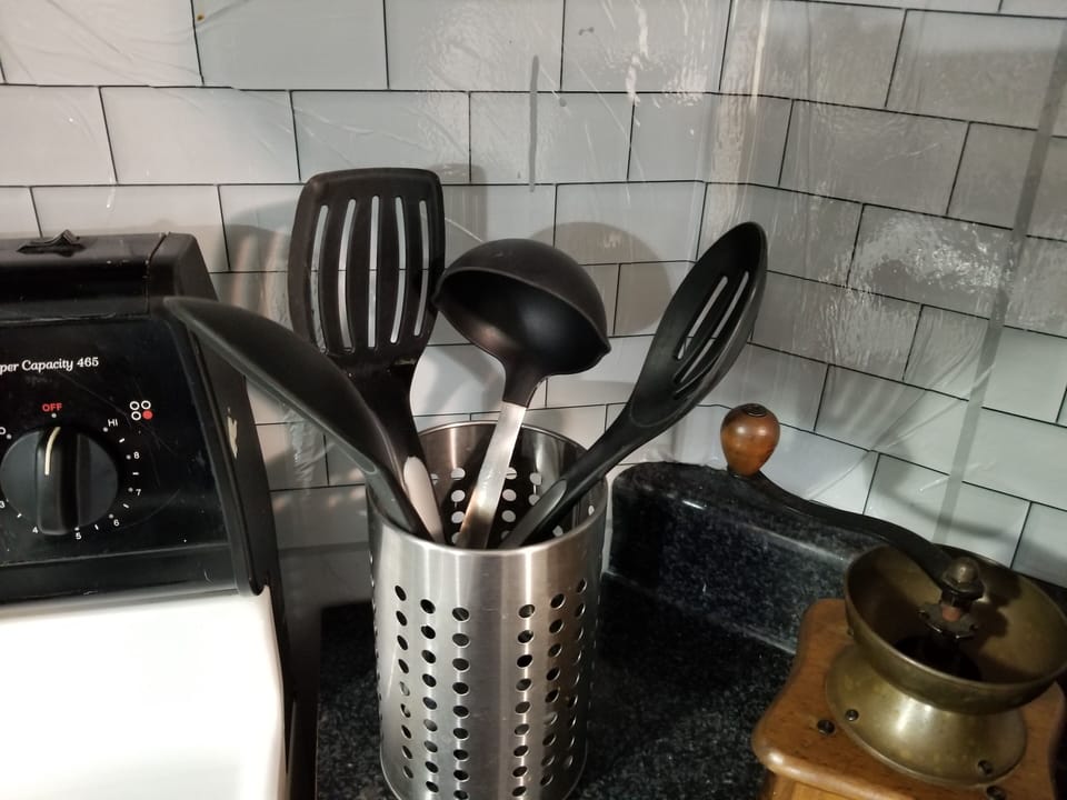Cooking utensils 