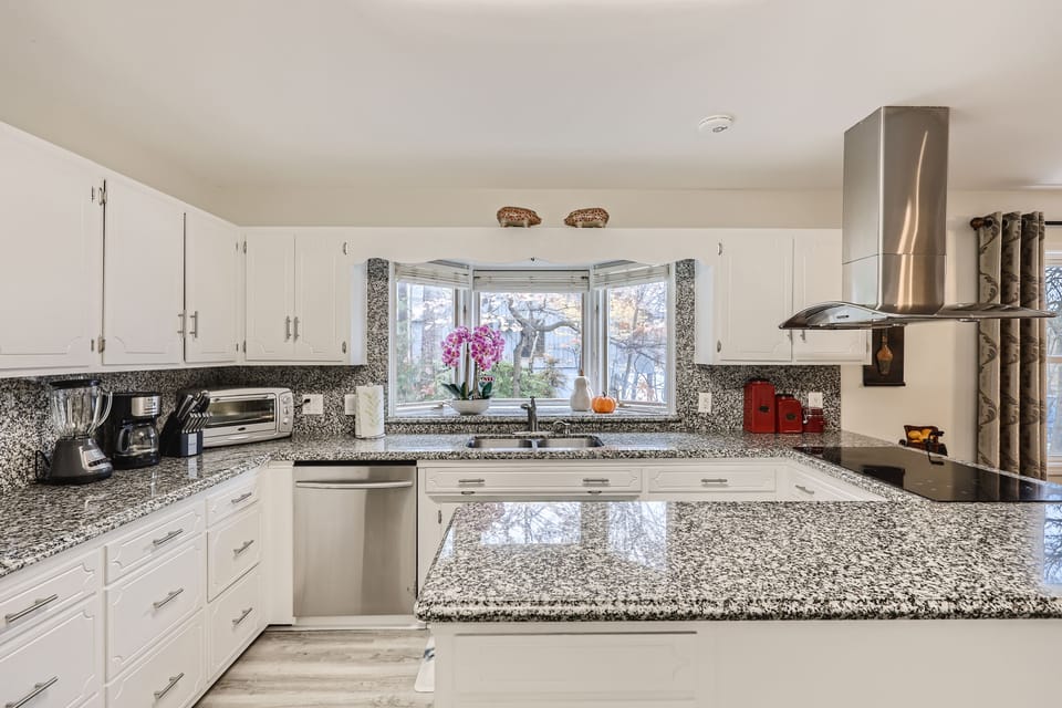 #1 Kitchen fully loaded-ground level