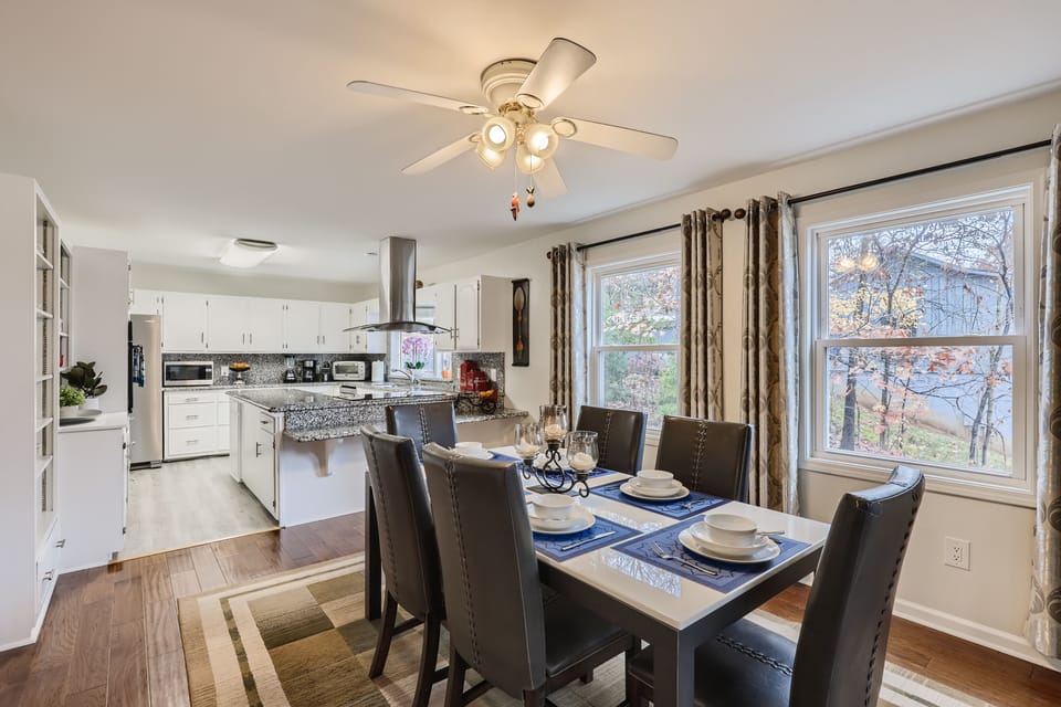 Formal dining area-ground level