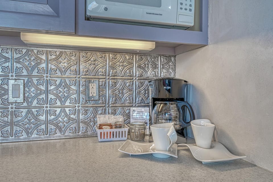 ~ Drip Coffee Maker
~Complimentary first pot of coffee