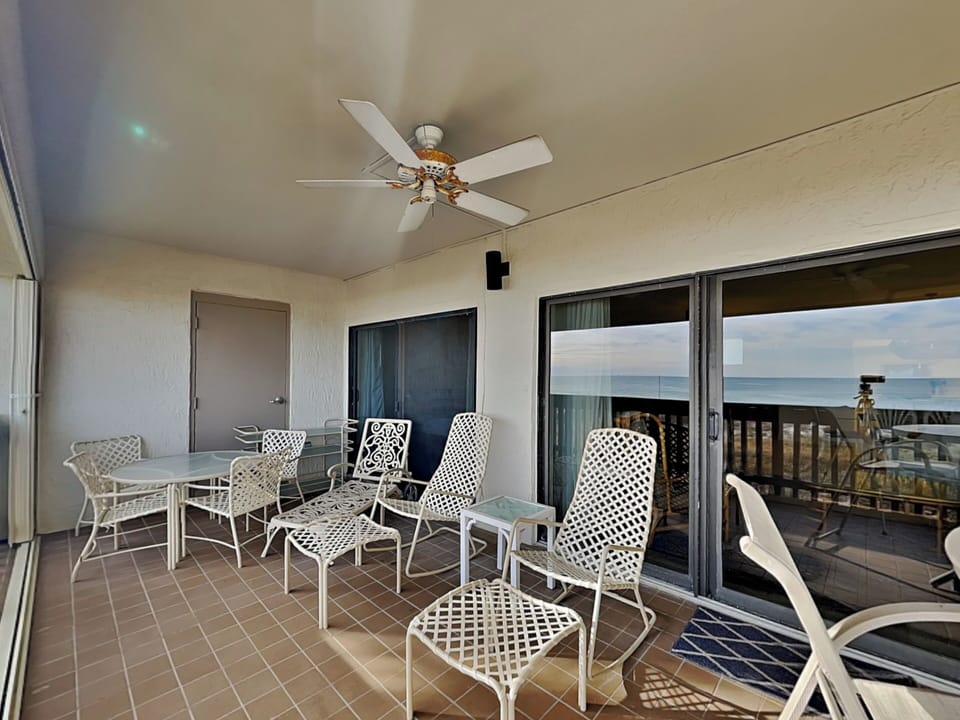 Private Gulf-Front Balcony with Outdoor Dining and Seating