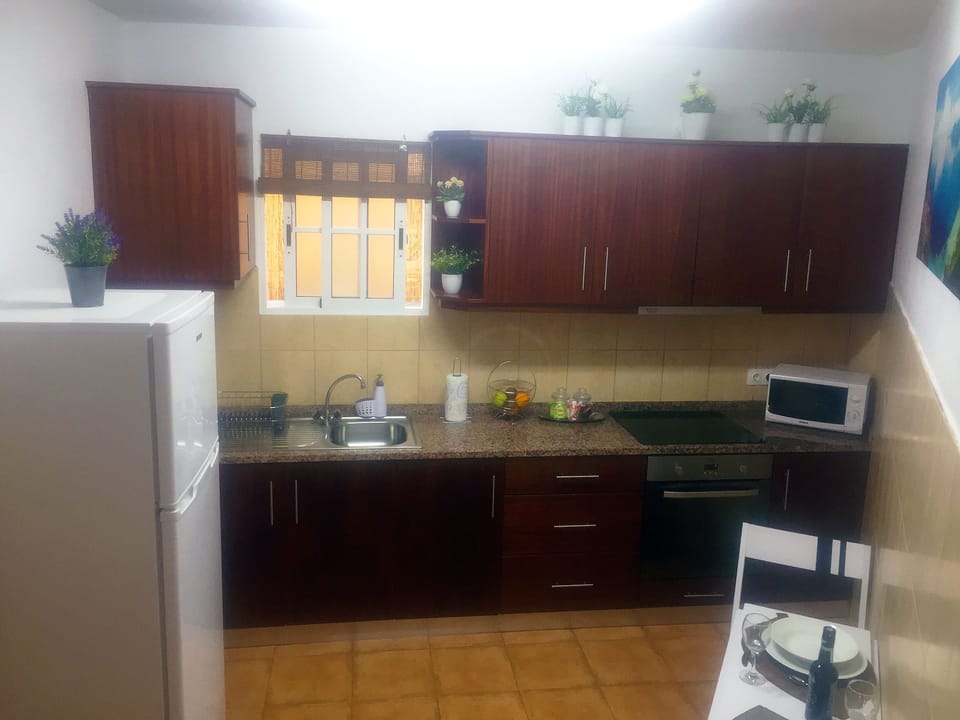 Fully equipped kitchen