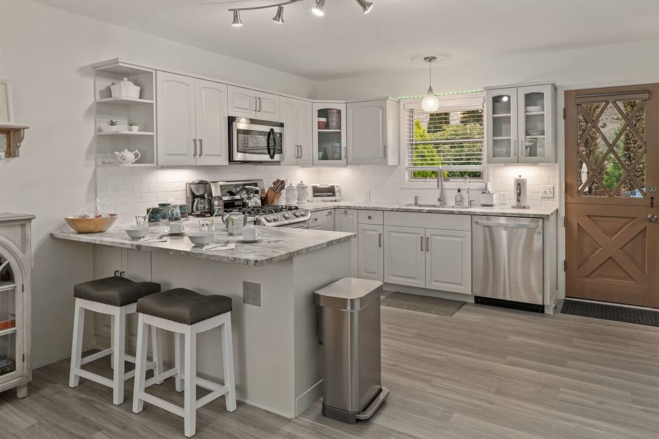 Fully equipped kitchen