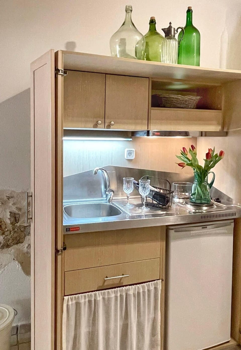 Kitchenette space