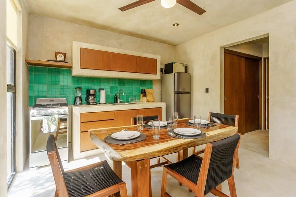 Kitchen and dining area