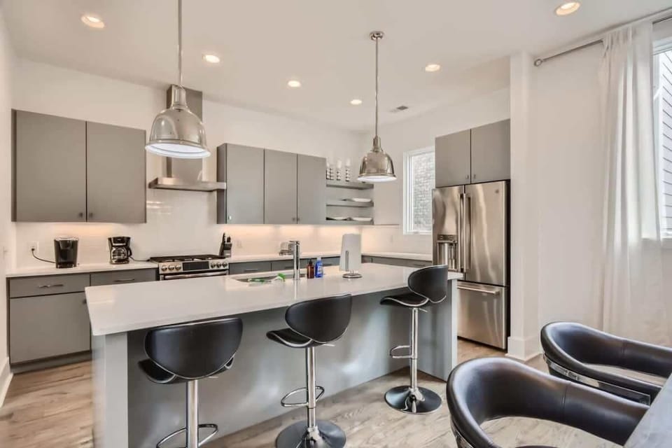Kitchen and island seating