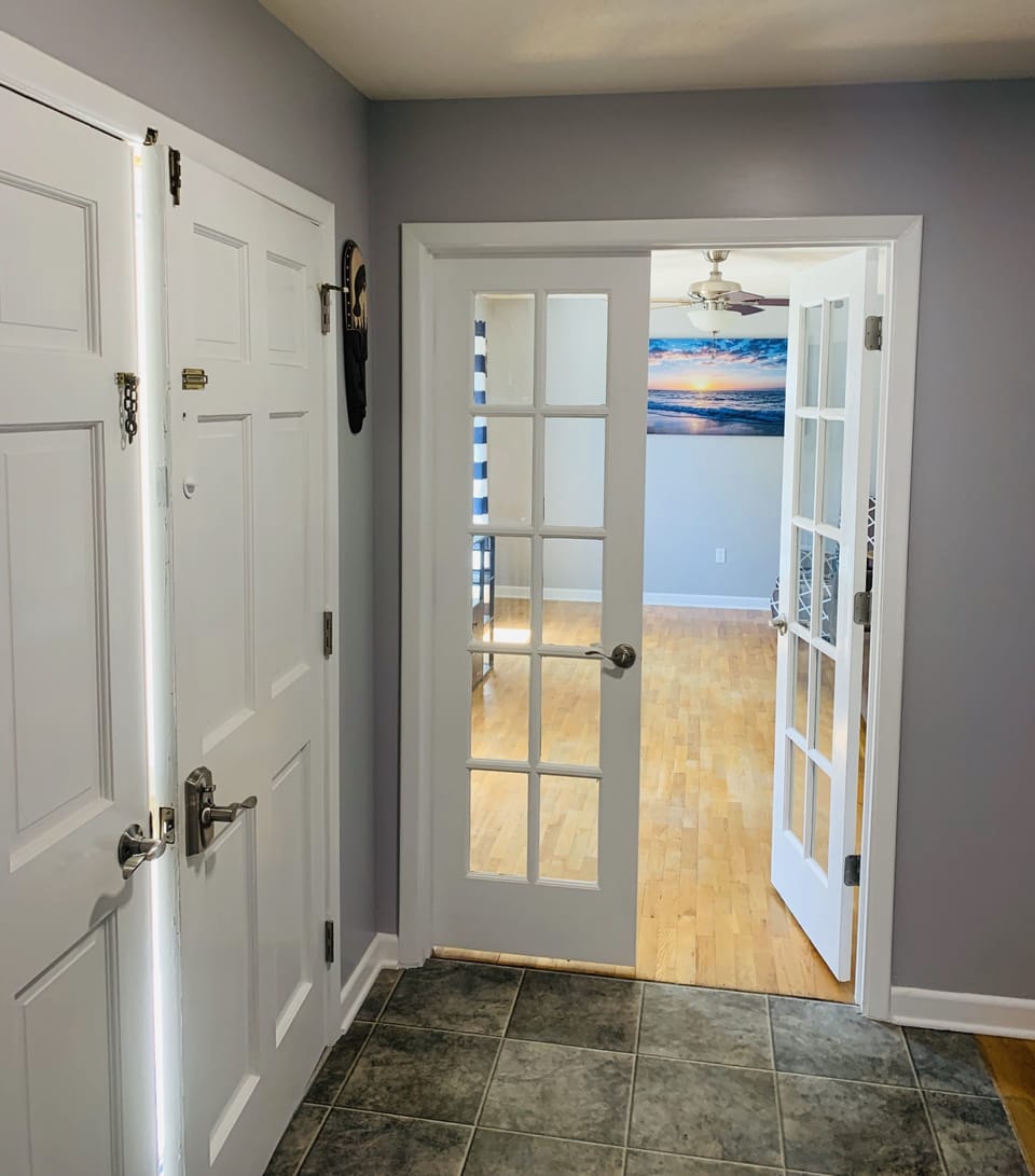 Looking into living room from foyer