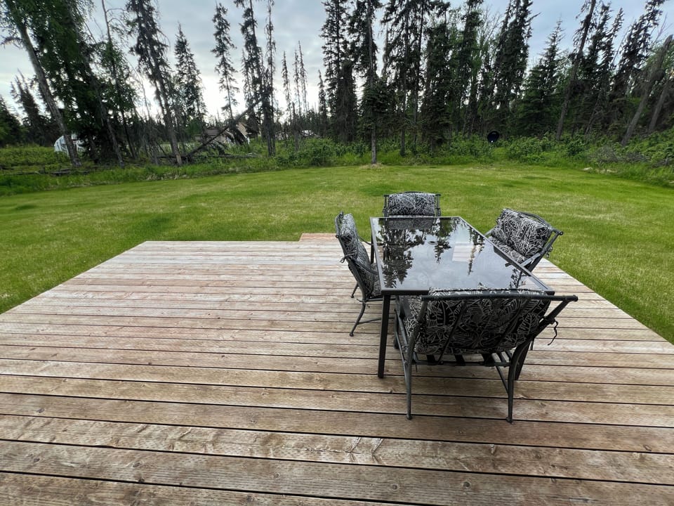 Deck & Backyard