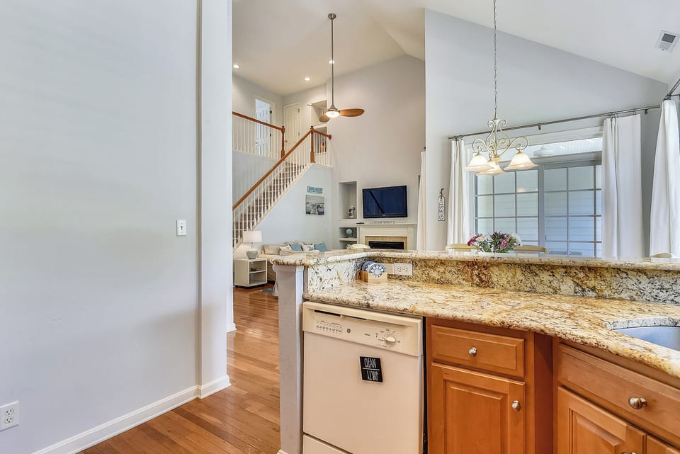 Main Level,Kitchen,