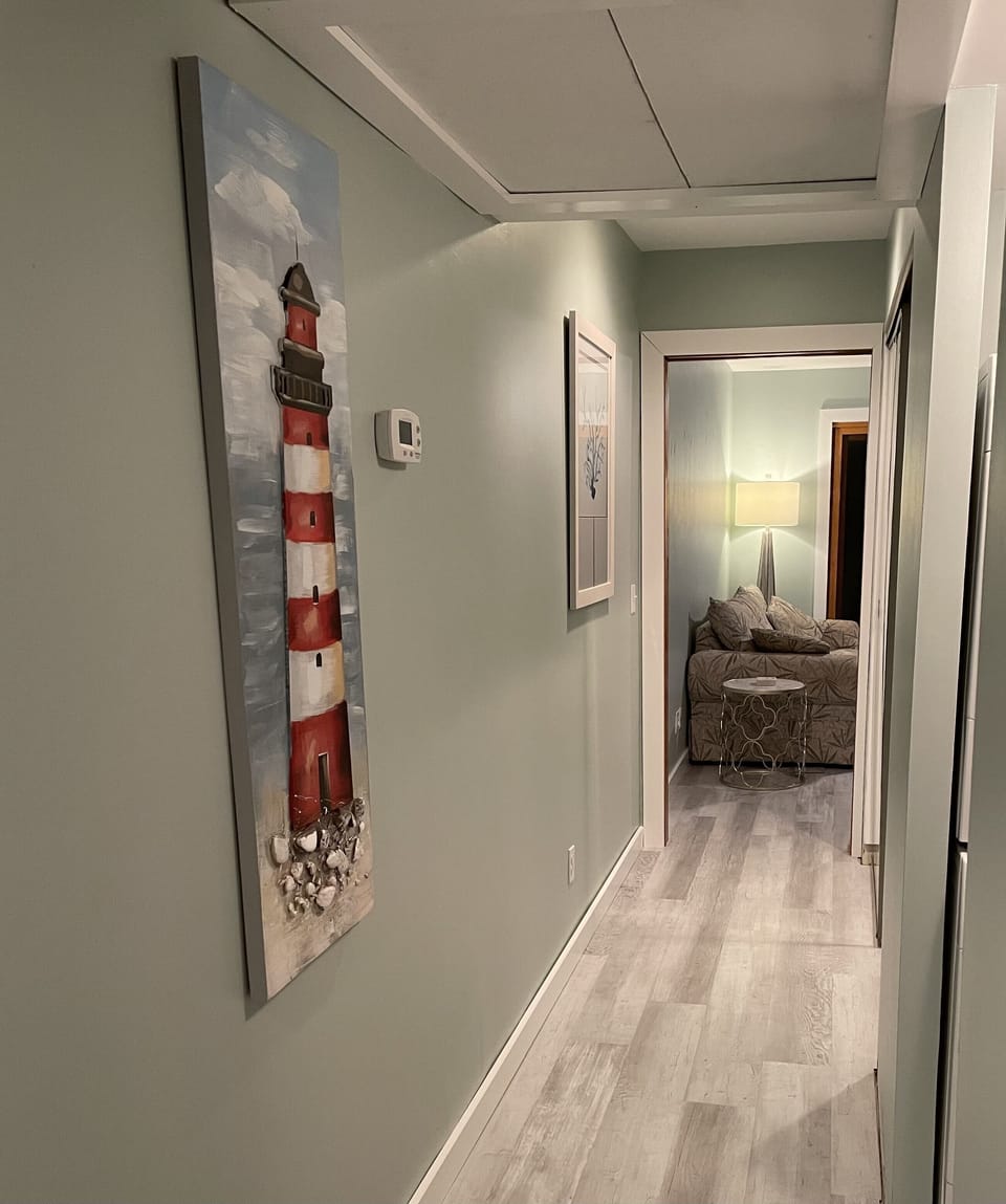 Entry hall to your getaway!