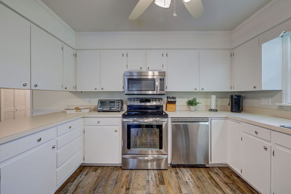 Kitchen (2)