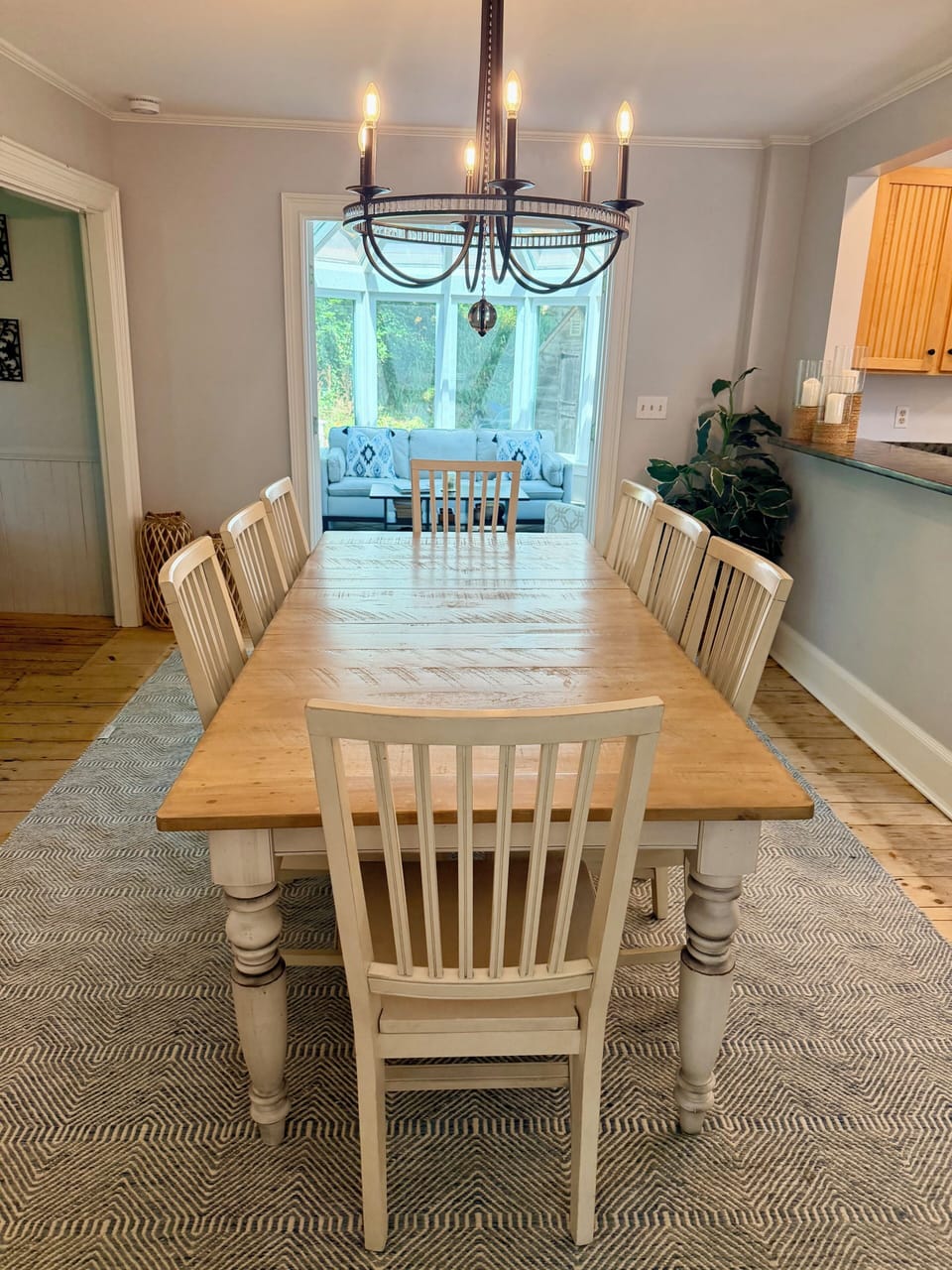 Large dining table that seats 8!