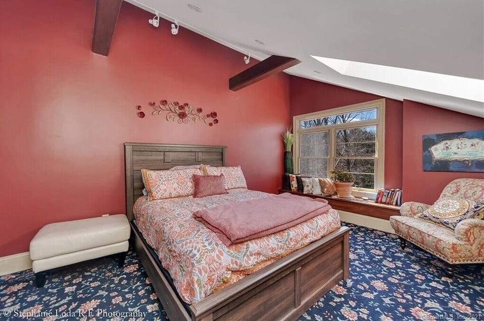 Upstairs bedroom
