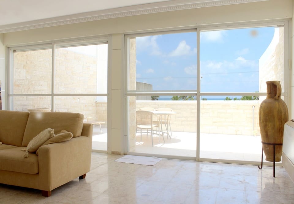BALCONY WITH SEA VIEW
