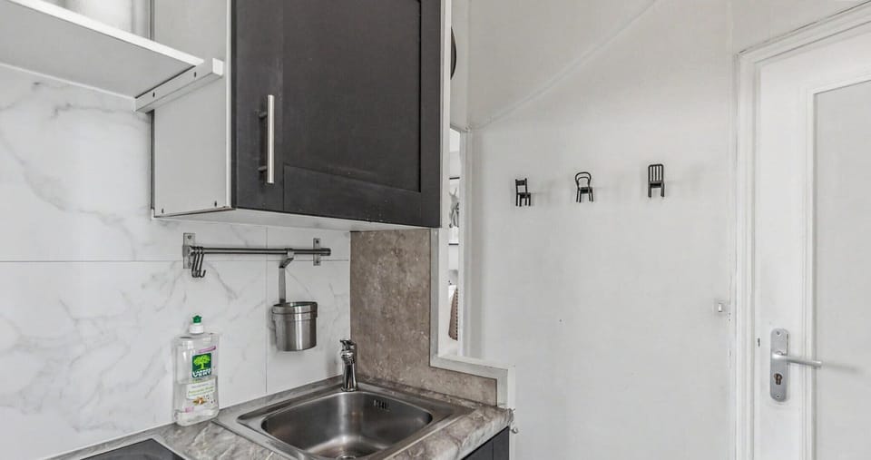Modern kitchen, fully equipped for two to enjoy meals