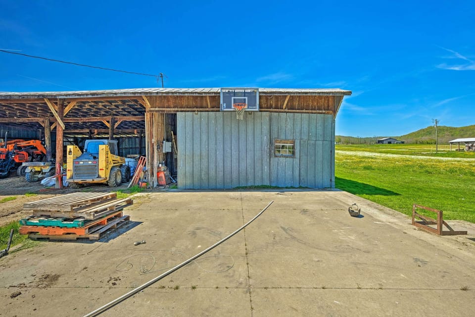 Exterior Space | Basketball Hoop