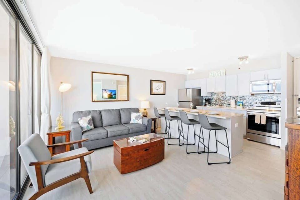 Overview of the living and dining areas!