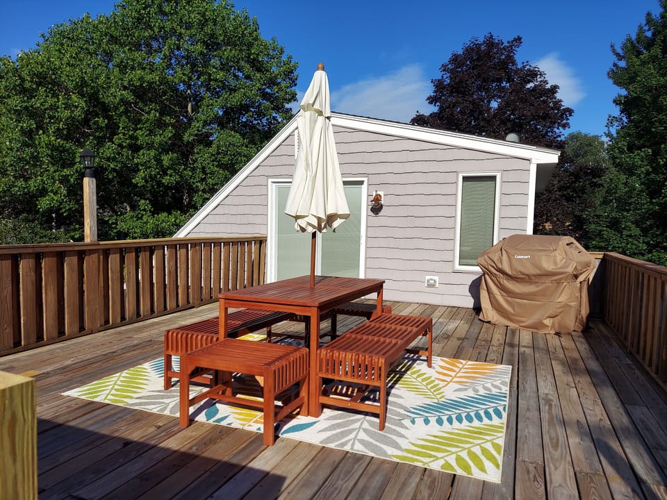 2nd floor patio