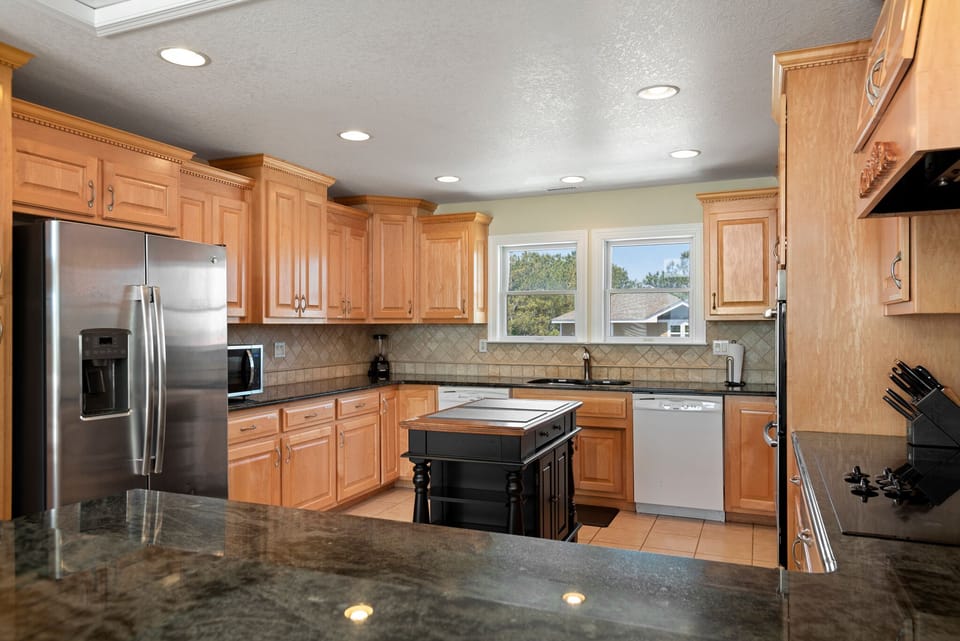 M045: Living On Beach Time | Top Level Kitchen