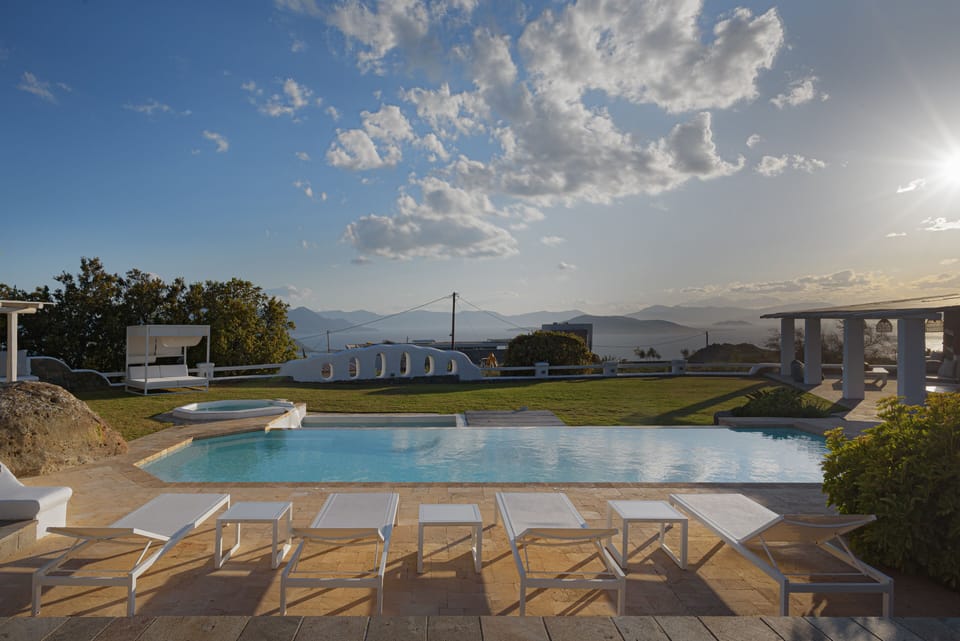 Pool area 