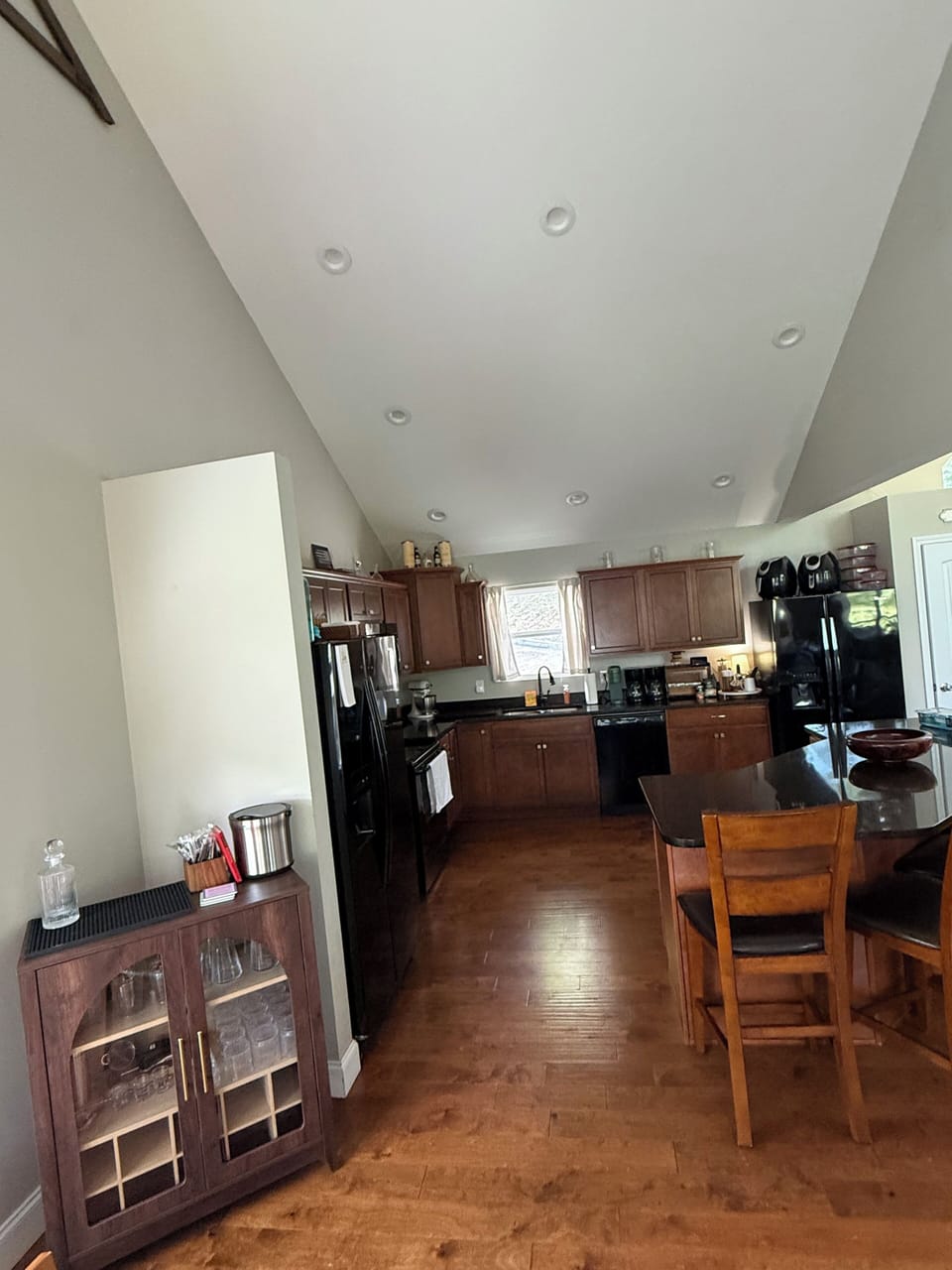 Kitchen/dining 