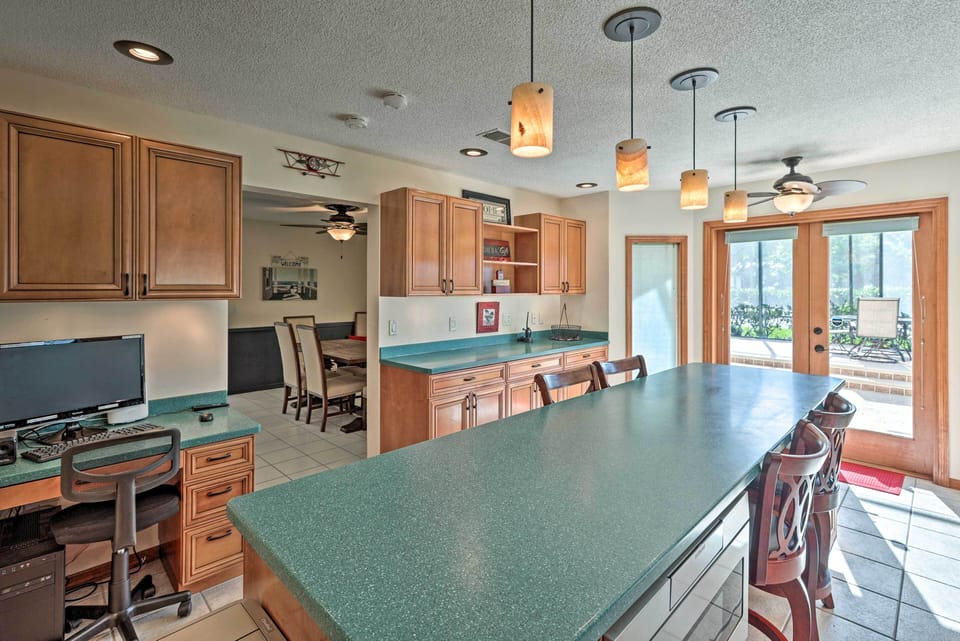 Kitchen | Fully Equipped | Cooking Essentials