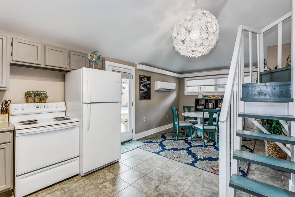 The Moreno St Loft is located just 5 minutes from downtown