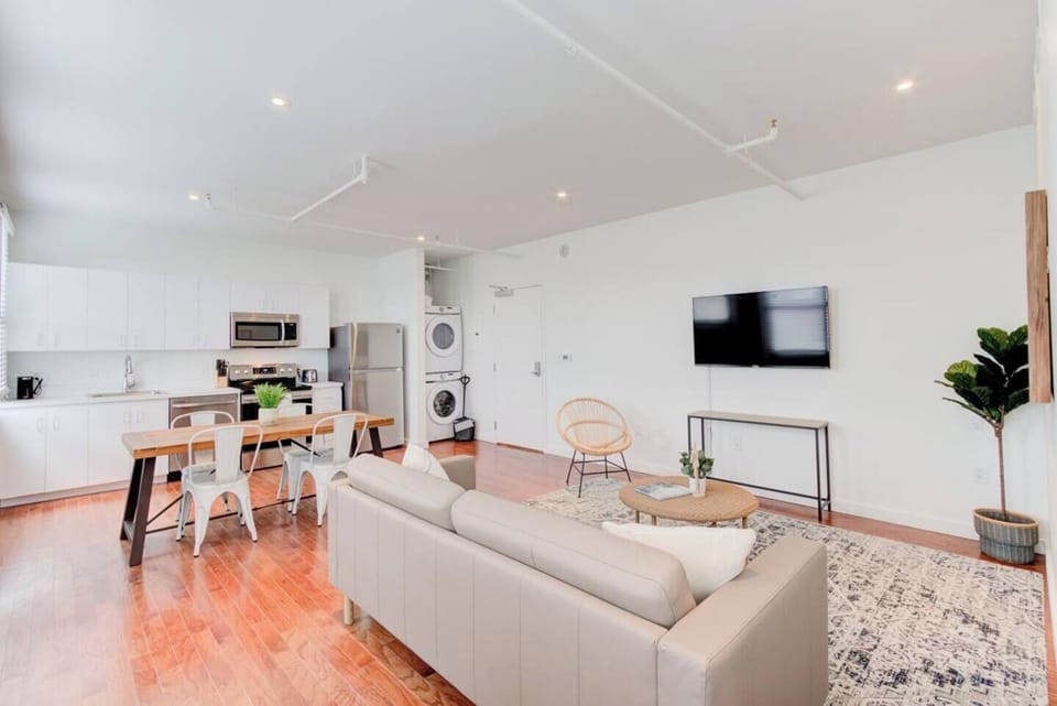 A spacious living area—a comfy sitting spot for Netflix and chill.  A 4-seater table to enjoy a tasty meal, have a coffee, or get some work done. Reap the daily benefits of natural light and enjoy the “sunshine vitamin.”