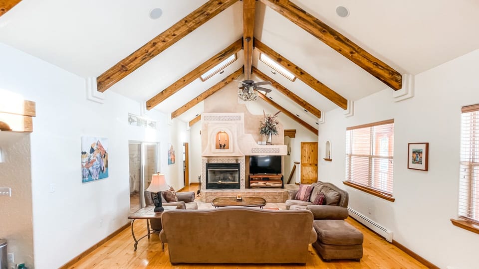 Spacious living and dining with Southwestern charm to spare! 