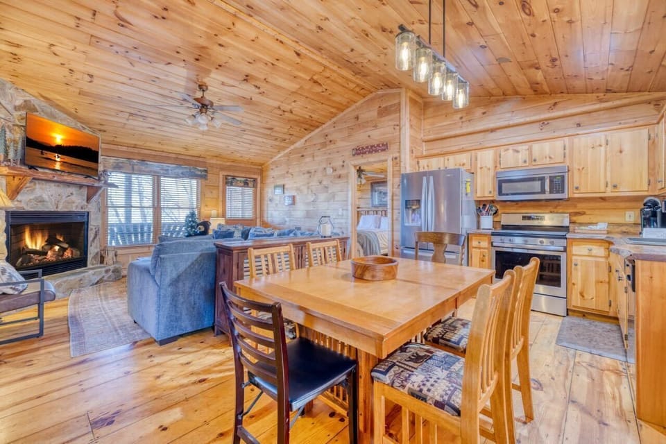 Kitchen table